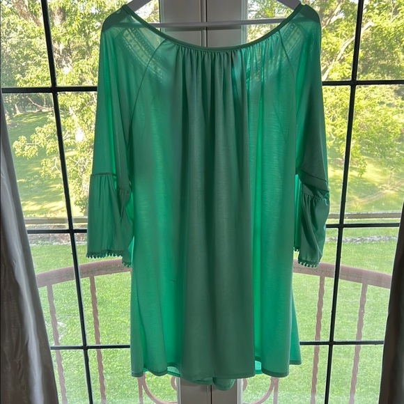 WinWin Green Tunic with Ruffled 3/4 Sleeves - Picture 6 of 6